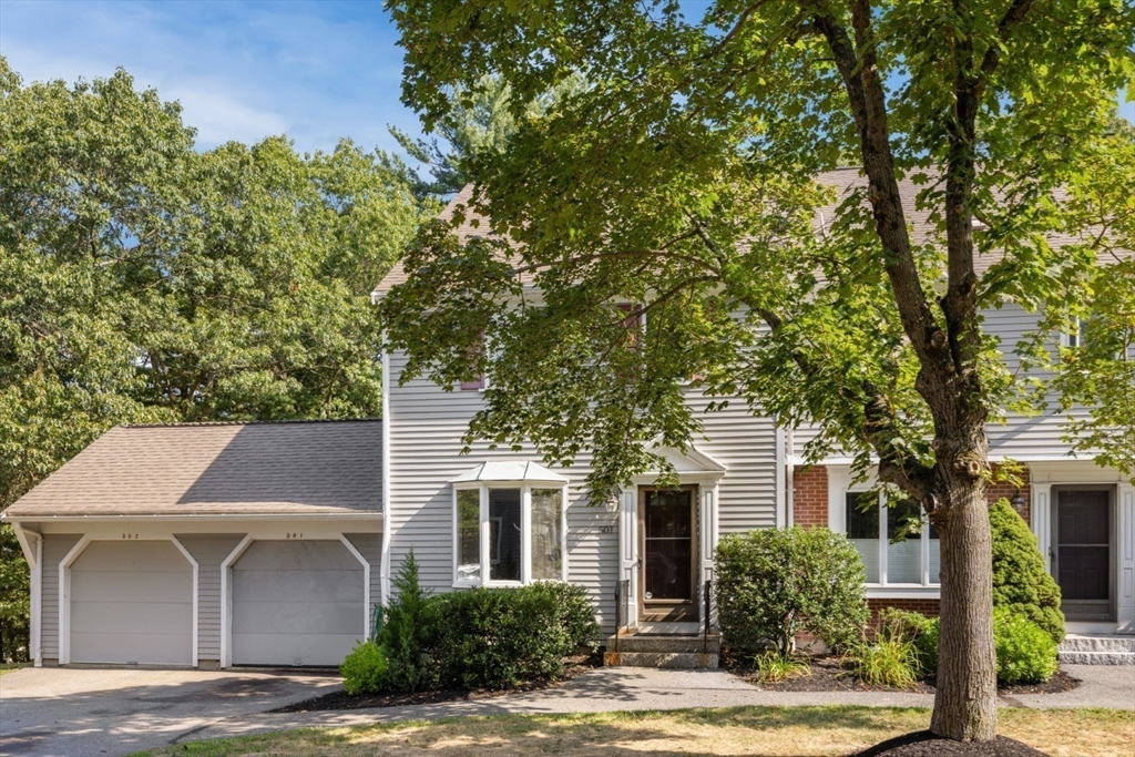 501 Foxwood Circle 501