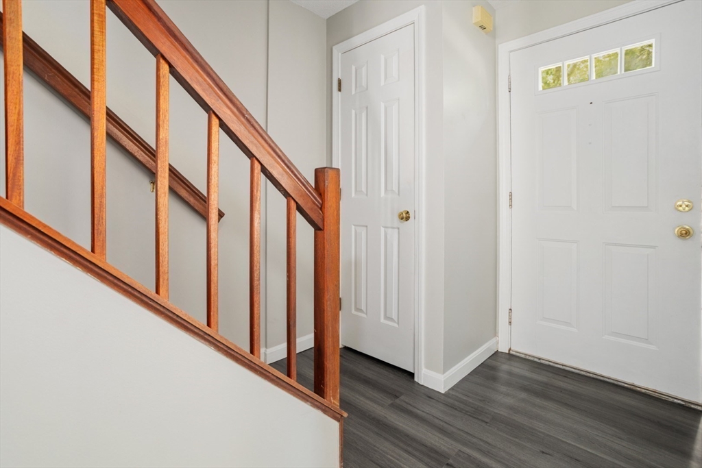 501 Foxwood Circle 501