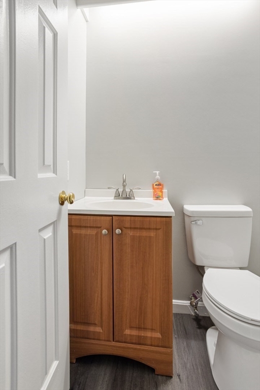 Peabody, Massachusetts 01960, United States, 2 Bedrooms Bedrooms, ,2 BathroomsBathrooms,Residential,Active,191200