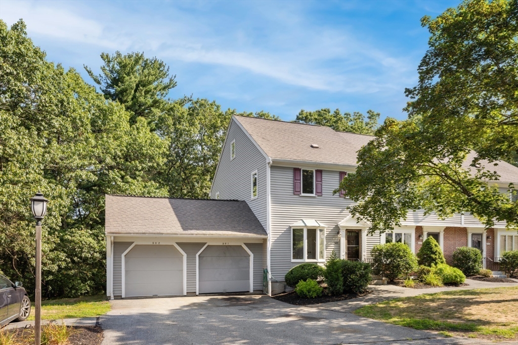 Peabody, Massachusetts 01960, United States, 2 Bedrooms Bedrooms, ,2 BathroomsBathrooms,Residential,Active,191200