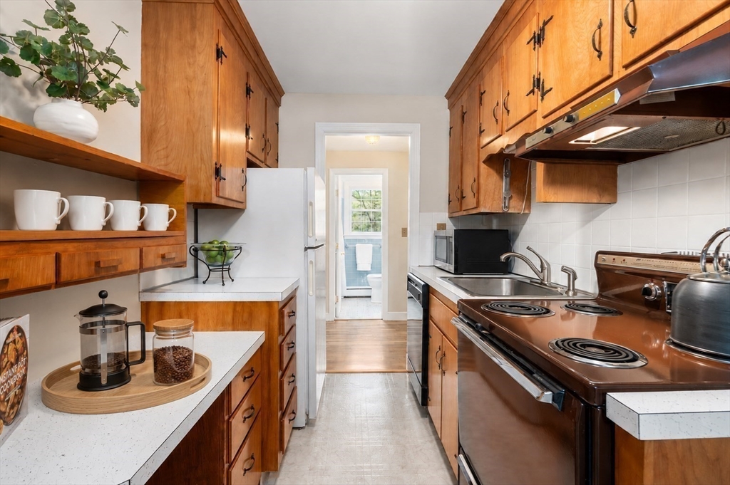67 Blacksmith Drive, Medfield, MA Photo #18