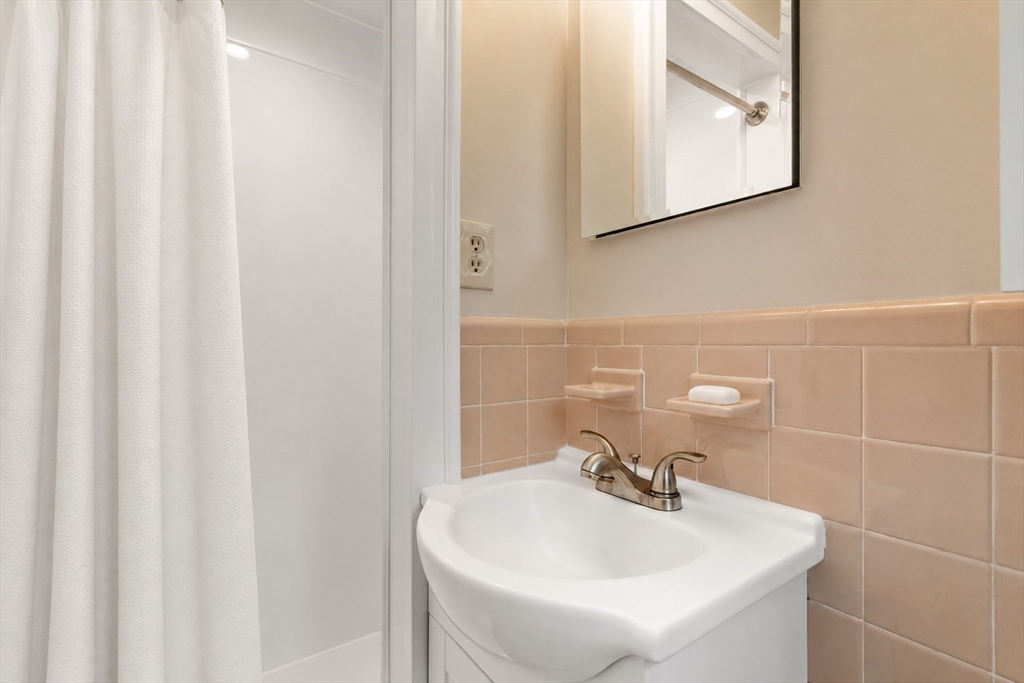 67 Blacksmith Drive, Medfield, MA Photo #26