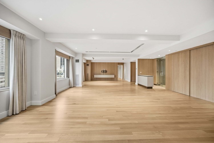 1 Huntington Ave 903