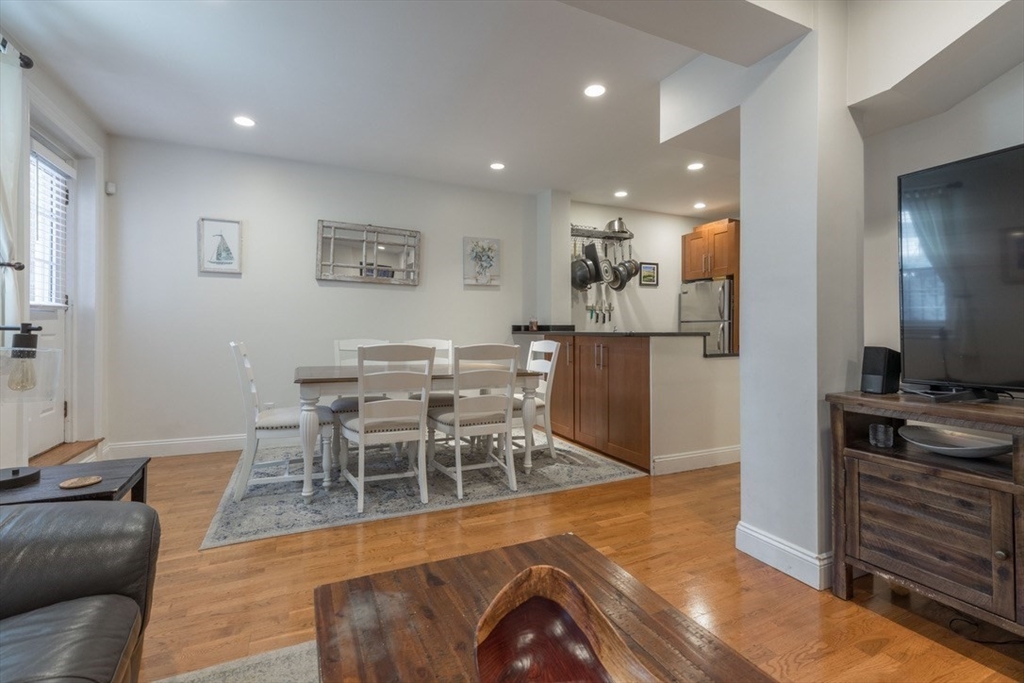 15 Garrison St 1