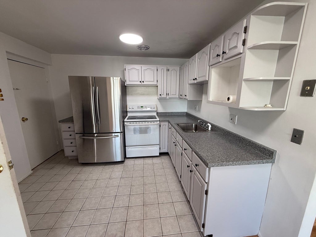 38 Carey Ave #6, Watertown, MA, 38 Carey Ave #6, Watertown, MA Photo #2