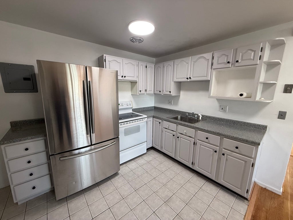 38 Carey Ave #6, Watertown, MA, 38 Carey Ave #6, Watertown, MA Photo #1