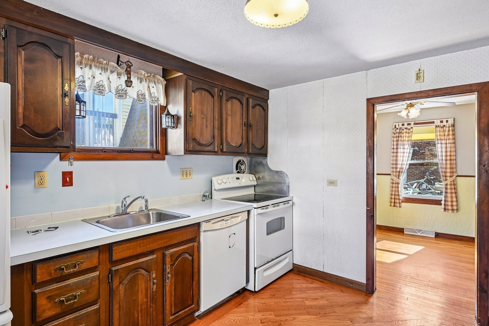 81 Morgan St, Randolph, MA, 81 Morgan St, Randolph, MA Photo #10