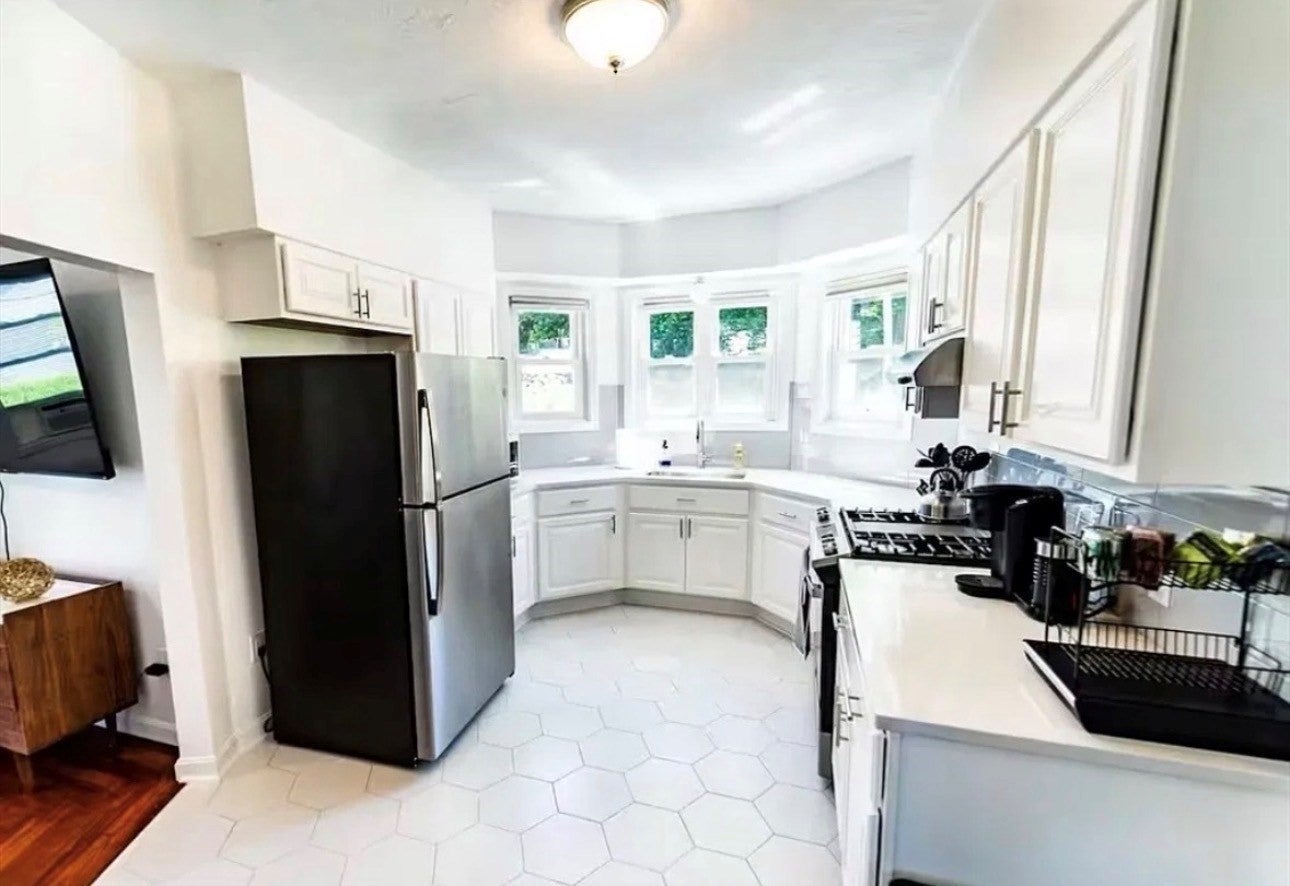 469 Mount Hope Ave #1, Fall River, MA, 469 Mount Hope Ave #1, Fall River, MA Photo #3