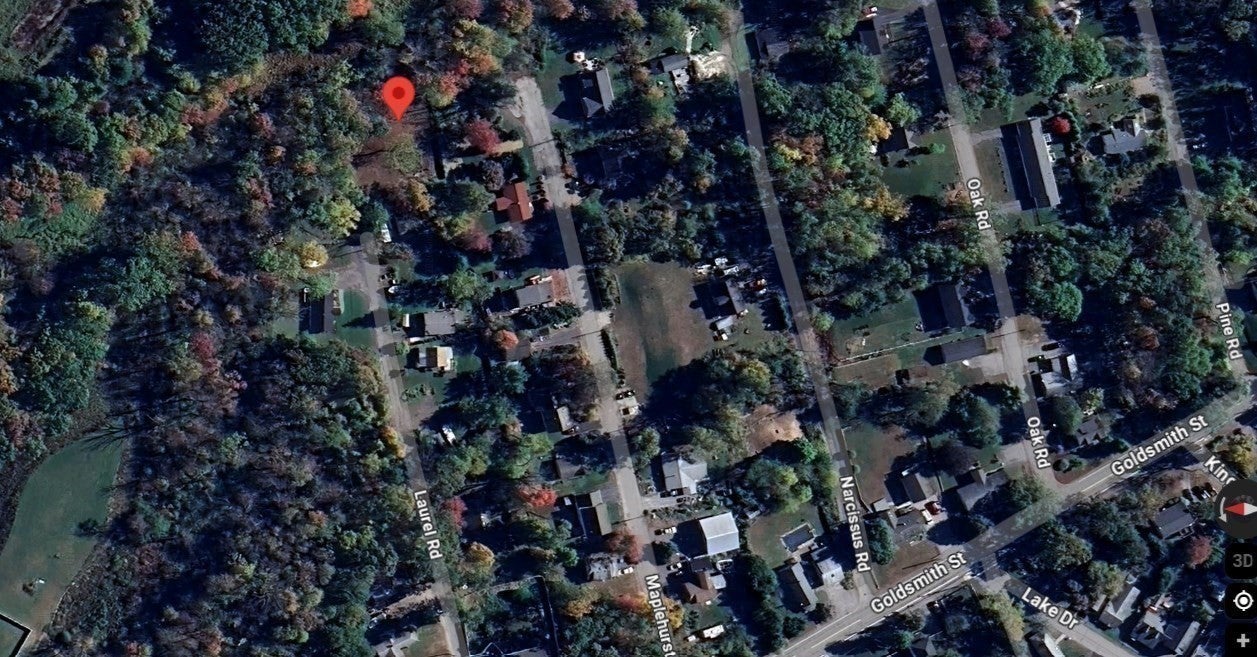 25 Laurel Rd