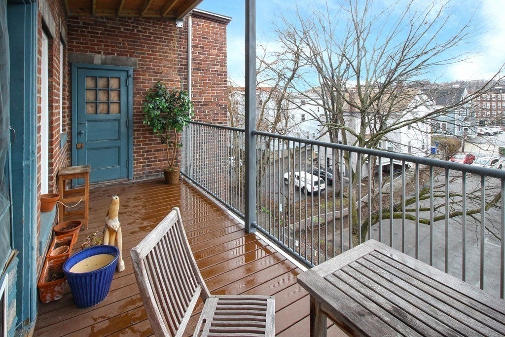 6 Radcliffe Rd #5, Boston, MA Photo #8