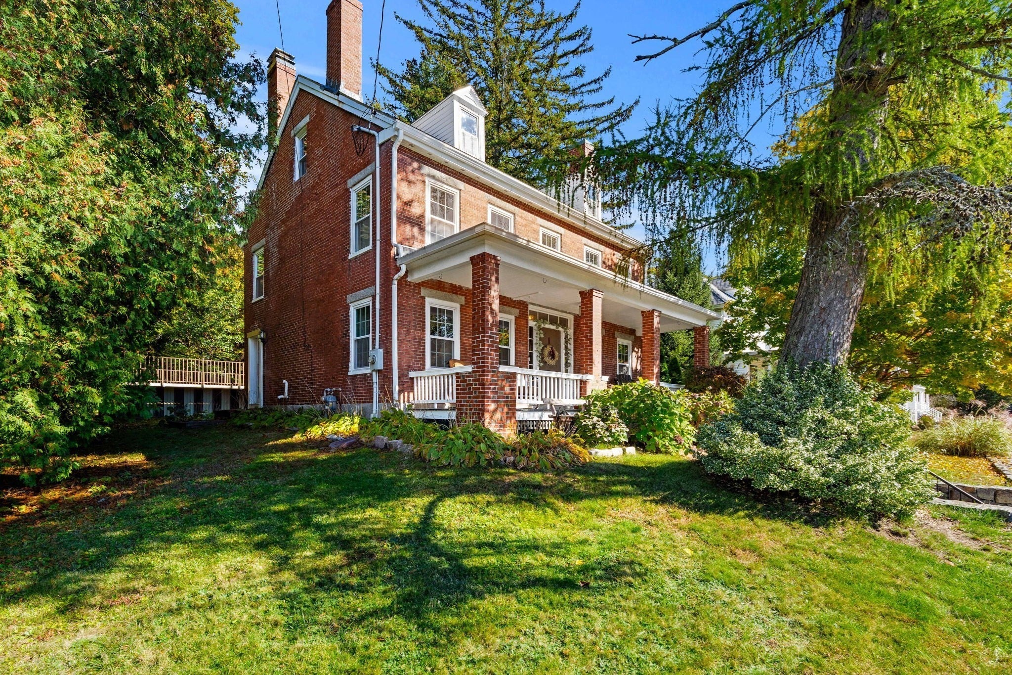 663 Main Street