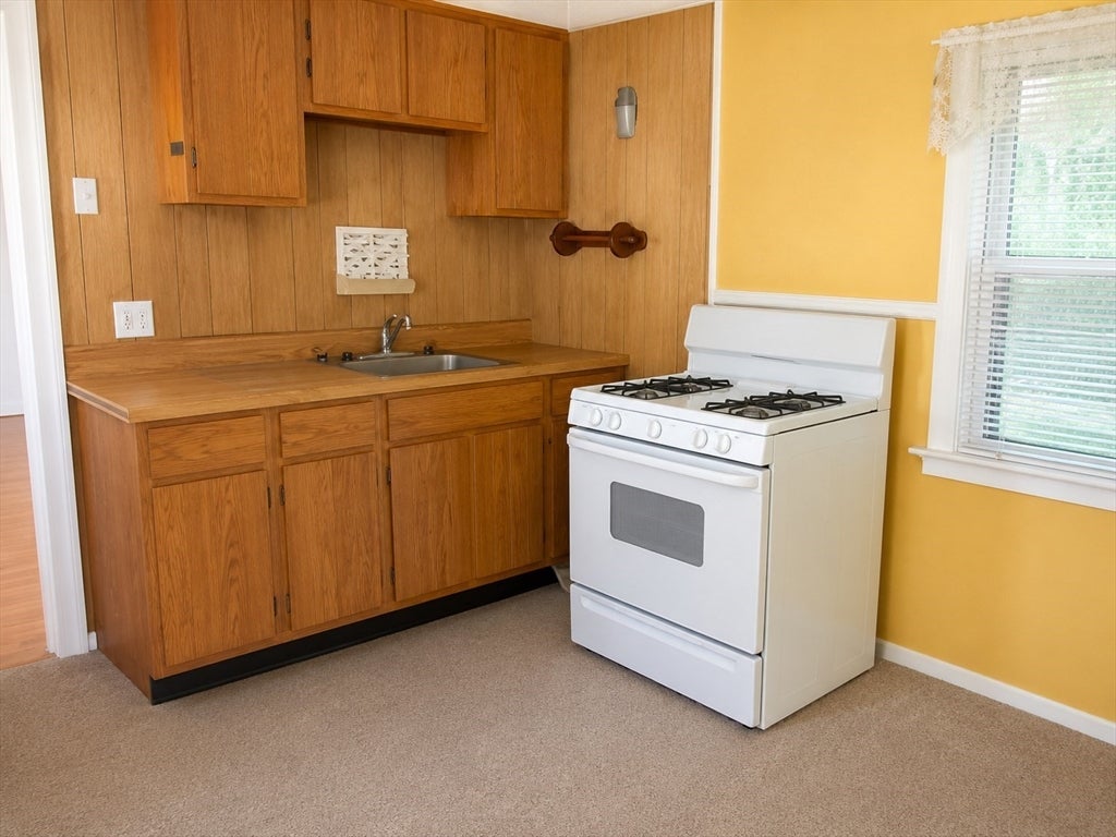 365 Bolivar St, Canton, MA, 365 Bolivar St, Canton, MA Photo #2