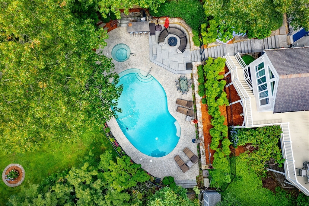 107 Greensward Rd