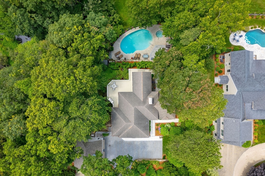 107 Greensward Rd