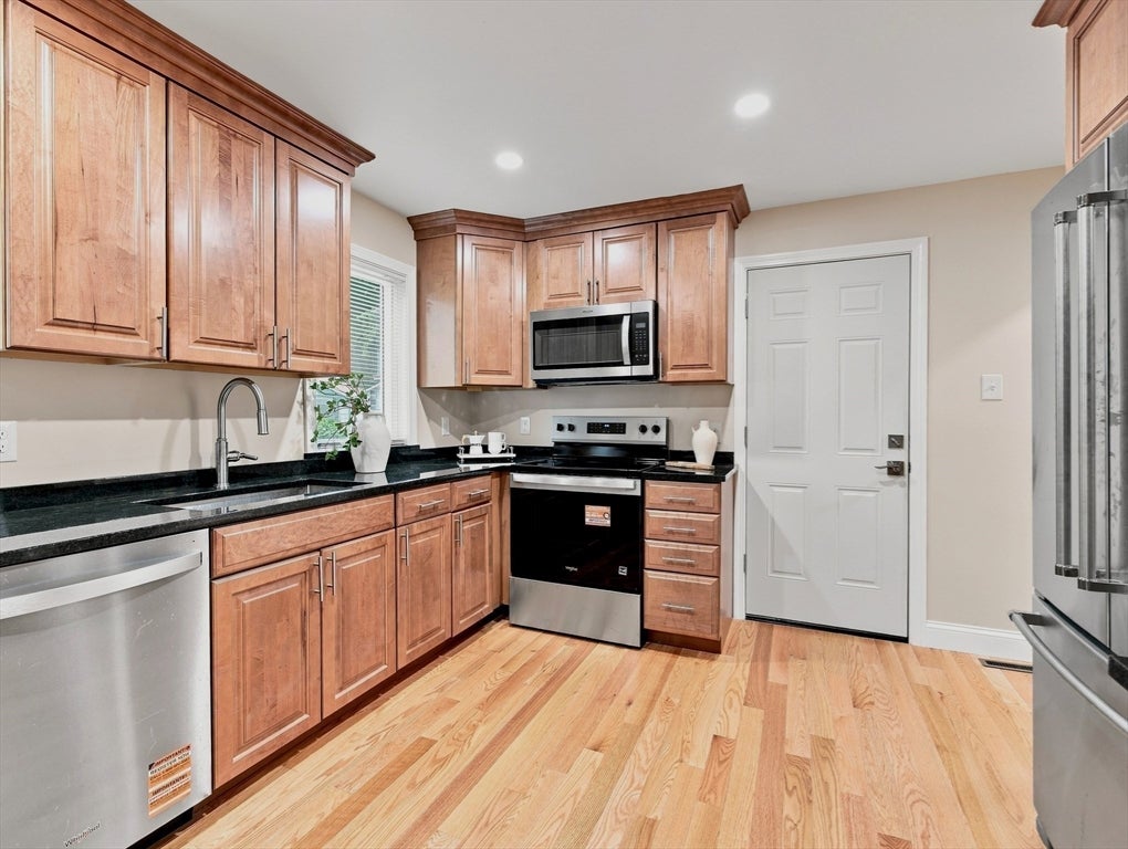 112 Payson RD #1, Belmont, MA Photo #19