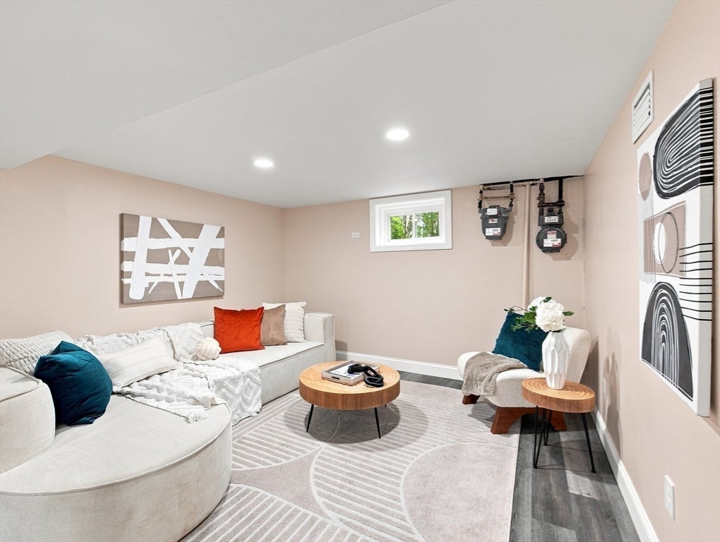 112 Payson RD #1, Belmont, MA Photo #32