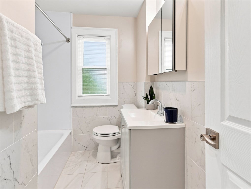 112 Payson RD #1, Belmont, MA Photo #28