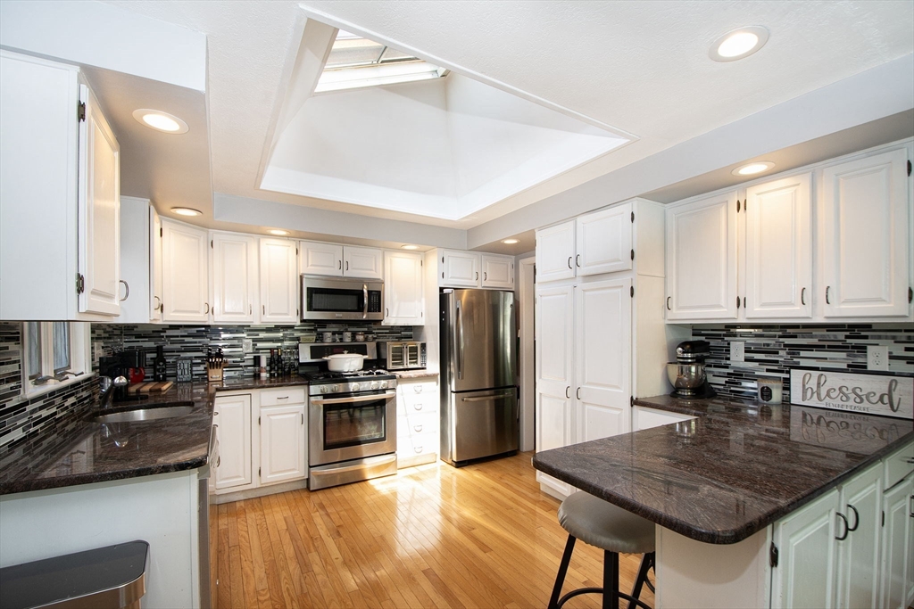 49 Woodman Cir