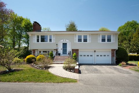 Photo of 49 Woodman Cir, Weymouth, MA 02190 (MLS # 73514451)