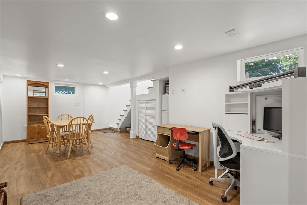 10 Perley Ave, Peabody, MA Photo #17