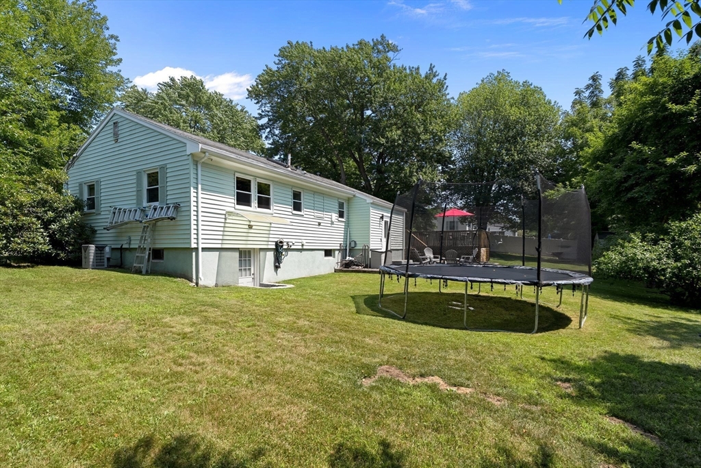 10 Perley Ave, Peabody, MA Photo #33