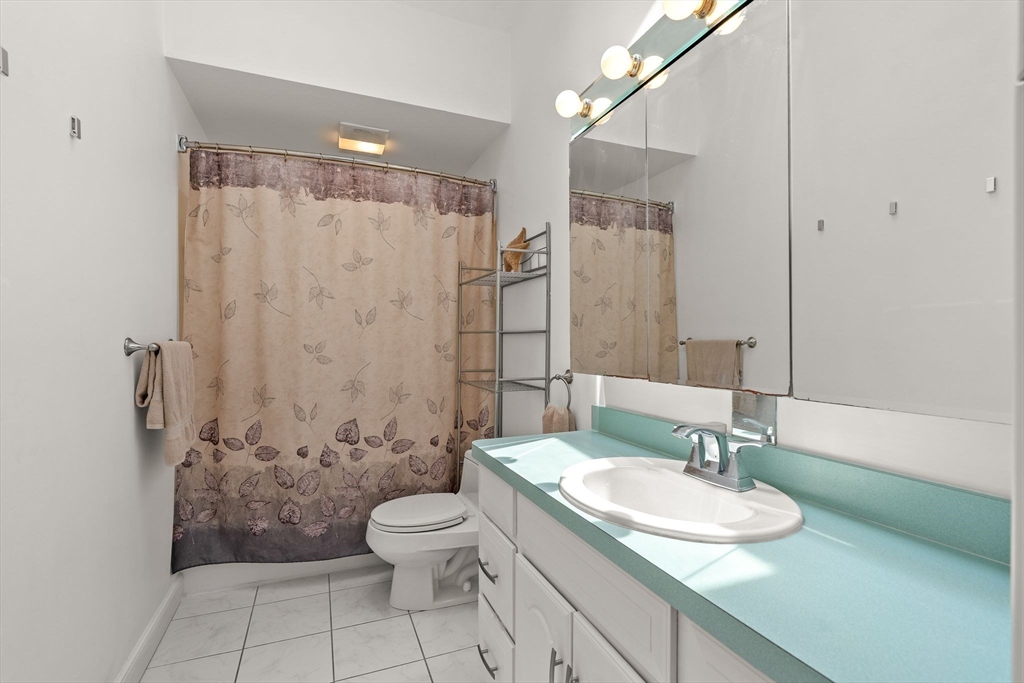 10 Perley Ave, Peabody, MA Photo #8