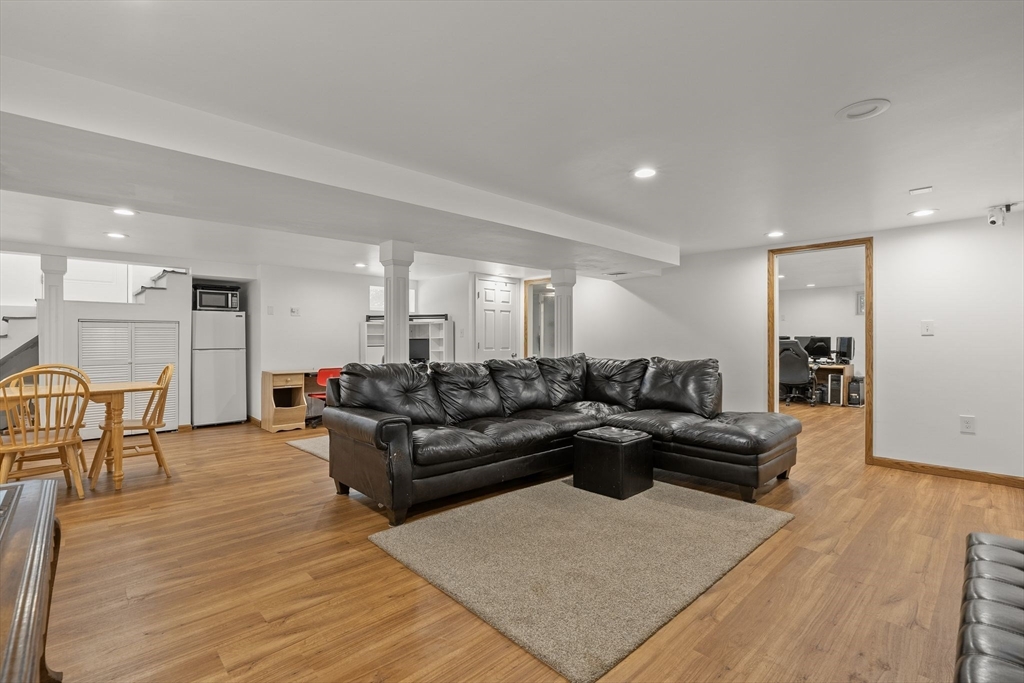 10 Perley Ave, Peabody, MA Photo #19