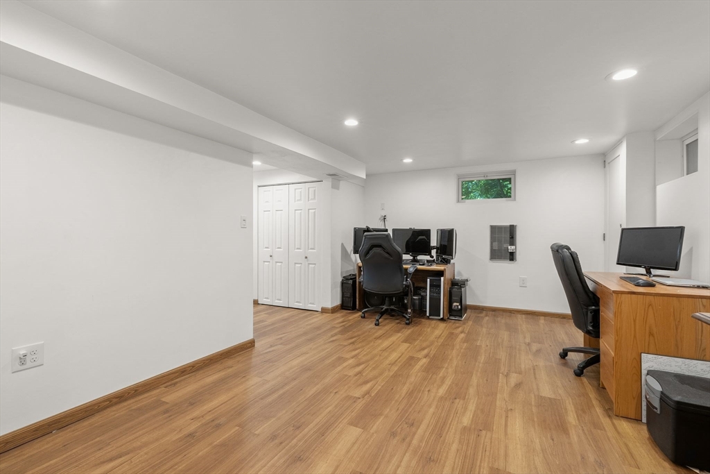 10 Perley Ave, Peabody, MA Photo #21