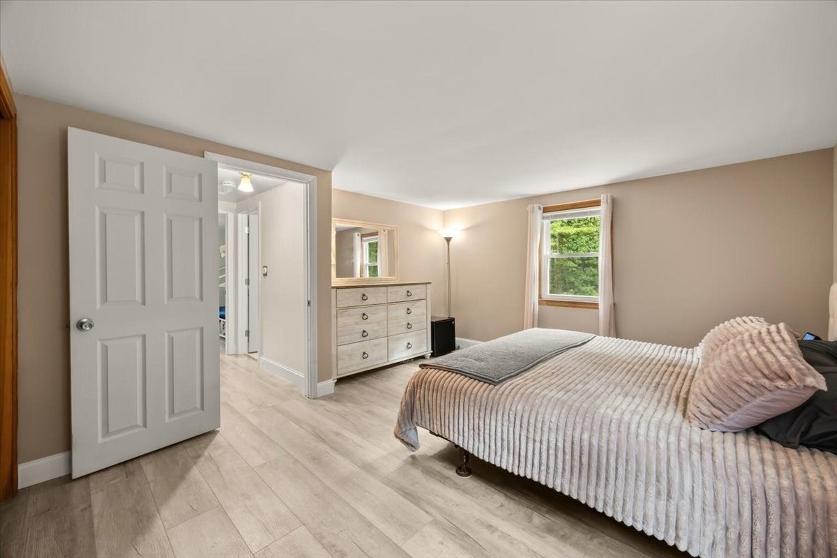 211 Cross St, Hanson, MA, 211 Cross St, Hanson, MA Photo #23