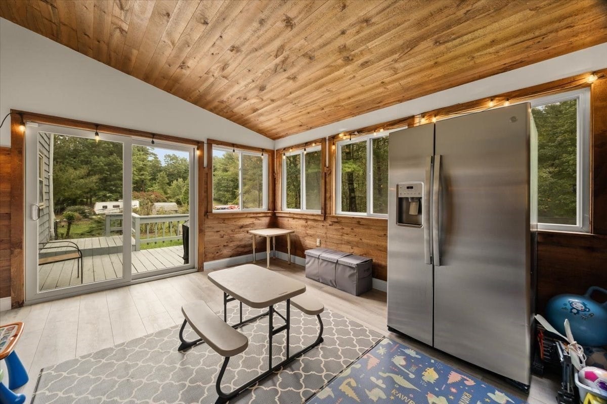 211 Cross St, Hanson, MA, 211 Cross St, Hanson, MA Photo #8