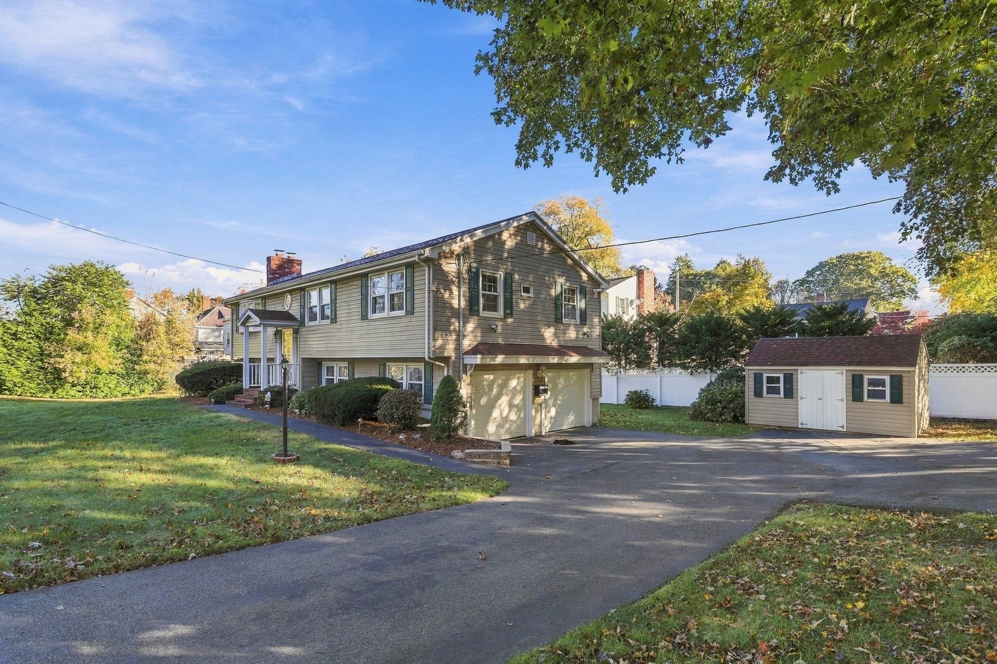 26 Guild St