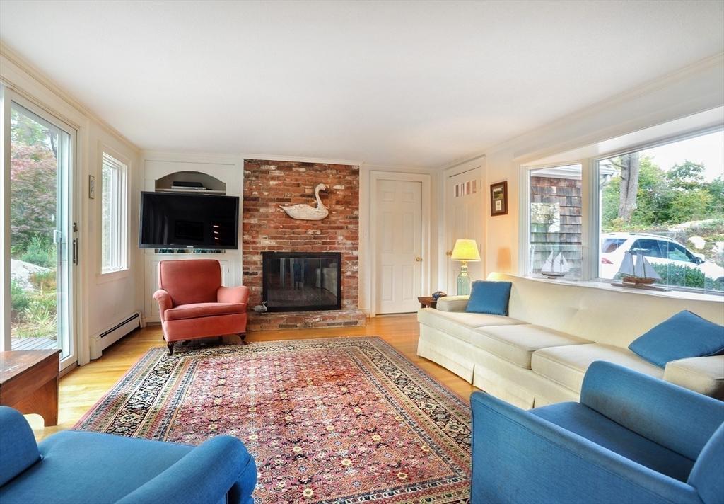 71 Forest Avenue