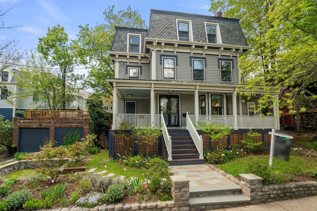Photo of 14 Gordon St, Boston, MA