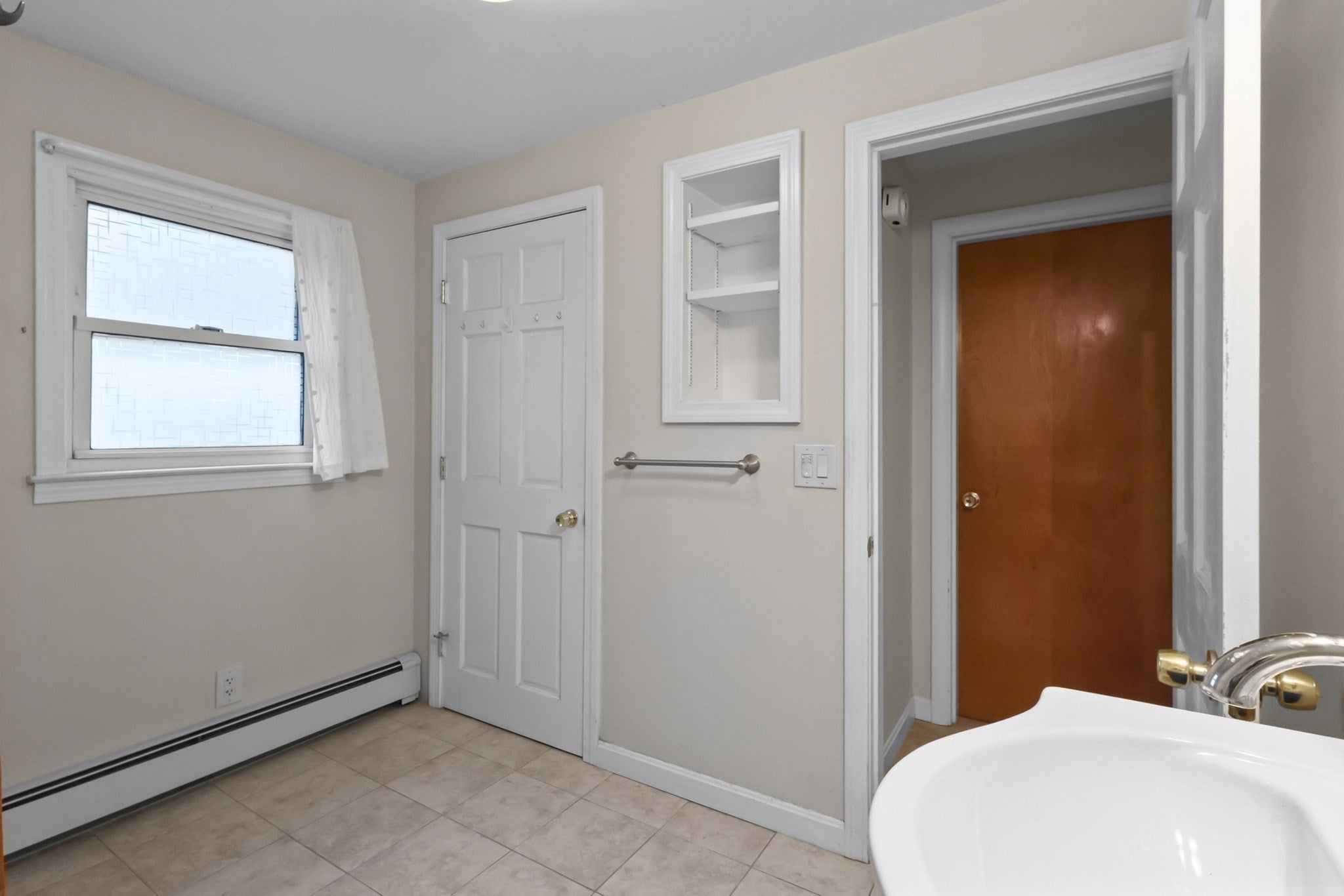 20 Overlook Ave, Shrewsbury, MA, 20 Overlook Ave, Shrewsbury, MA Photo #22