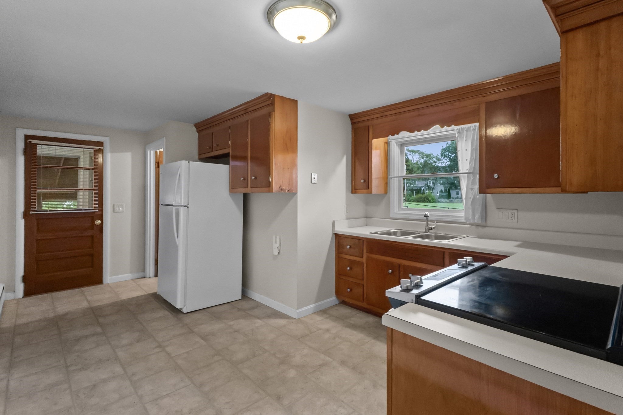 20 Overlook Ave, Shrewsbury, MA, 20 Overlook Ave, Shrewsbury, MA Photo #16