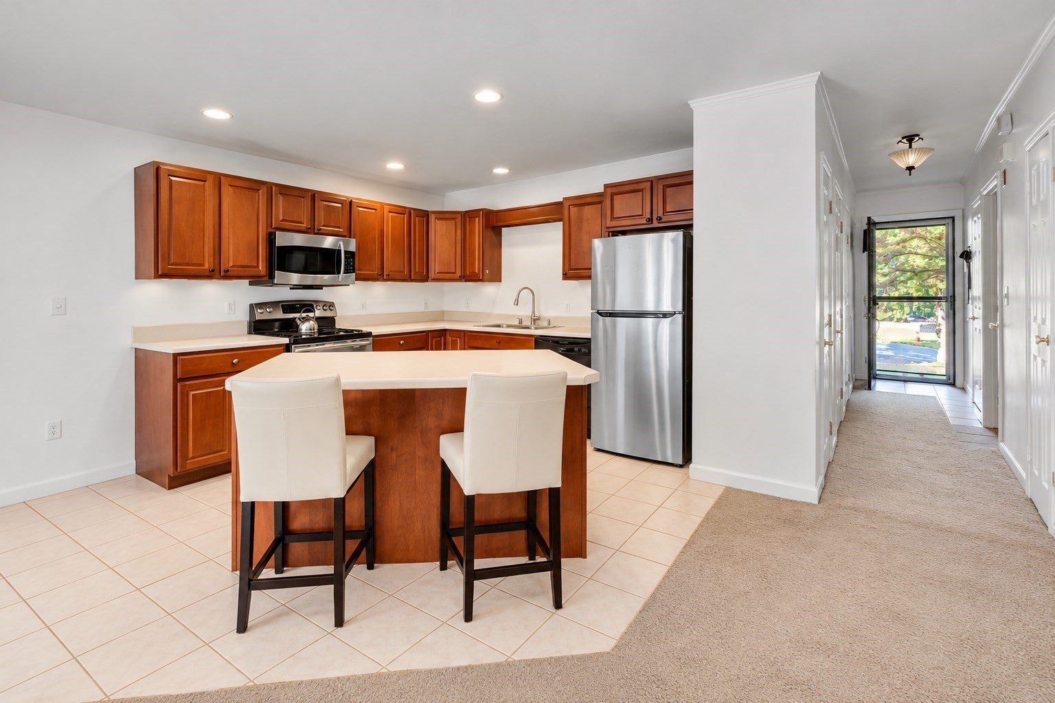 173 Johnson St 3, Leominster MA 01453