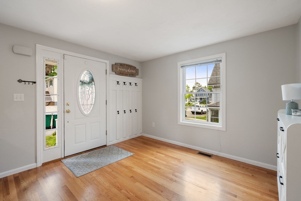 36 Stiles St, Lynn, MA, 36 Stiles St, Lynn, MA Photo #4