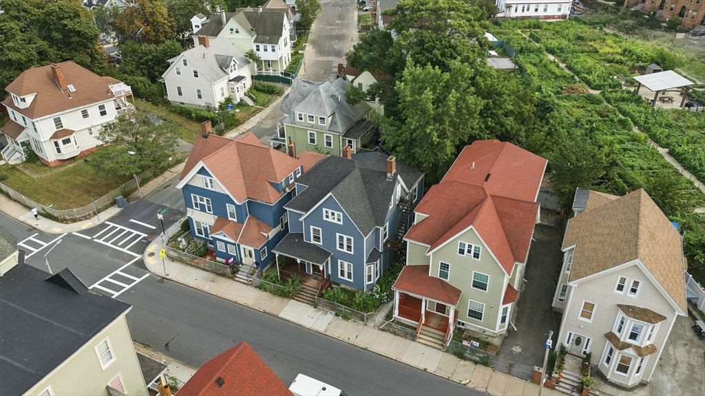 23 E Cottage St