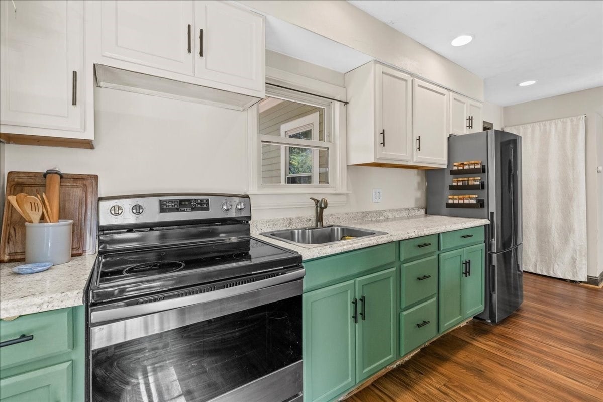 13 Clifford St, Middleboro, MA, 13 Clifford St, Middleboro, MA Photo #8