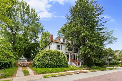 Photo of 12 Windermere Ave #1, Arlington, MA 02476 (MLS # 73504207)