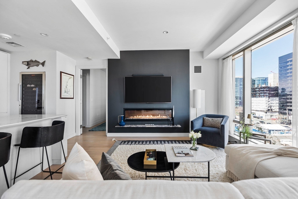 133 Seaport Blvd 0920