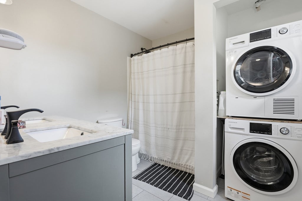 125 Mt Vernon St #D, Lowell, MA, 125 Mt Vernon St #D, Lowell, MA Photo #17
