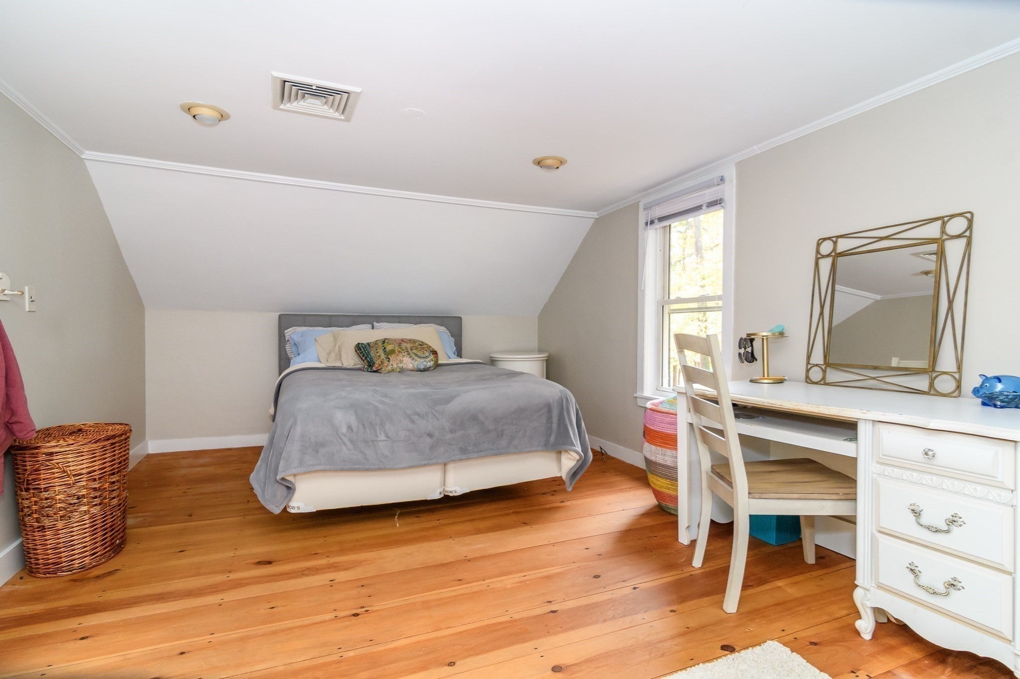30 S River St, Wellesley, MA, 30 S River St, Wellesley, MA Photo #19