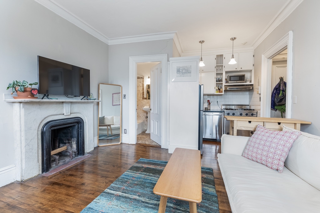 80 Mount Vernon St 10