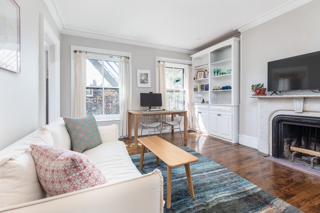 80 Mount Vernon St 10
