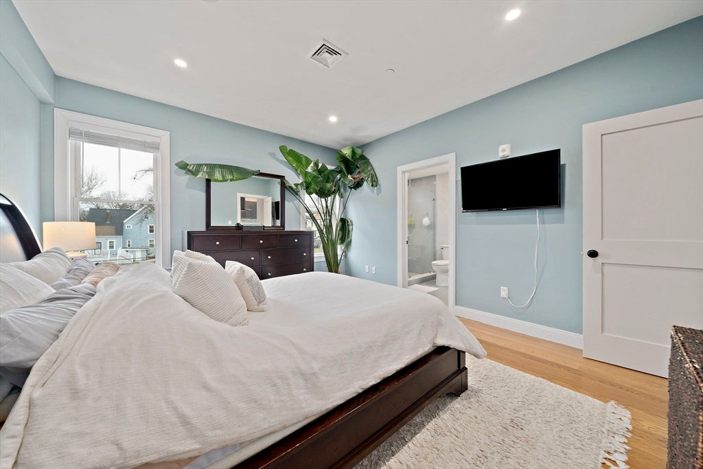 64 Armandine Street #2, Boston, MA, 64 Armandine Street #2, Boston, MA Photo #10