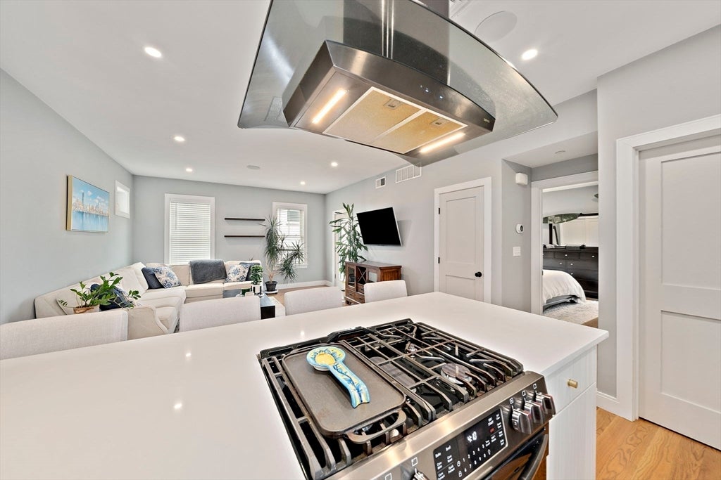 64 Armandine Street 2