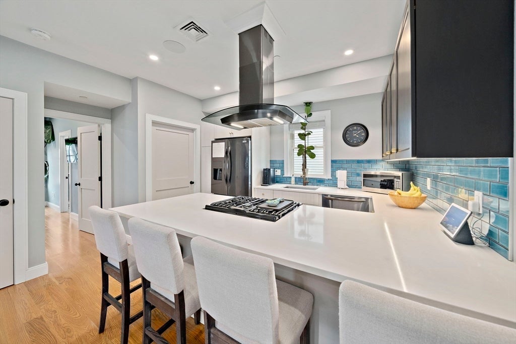 64 Armandine Street 2