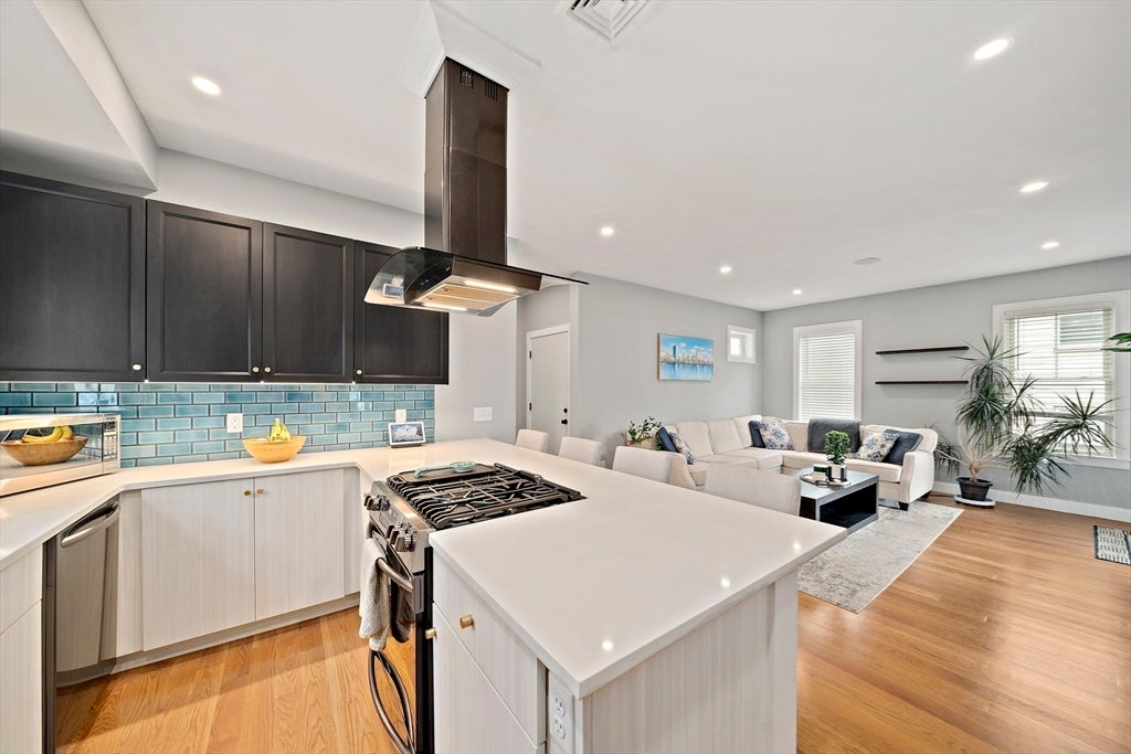 64 Armandine Street 2