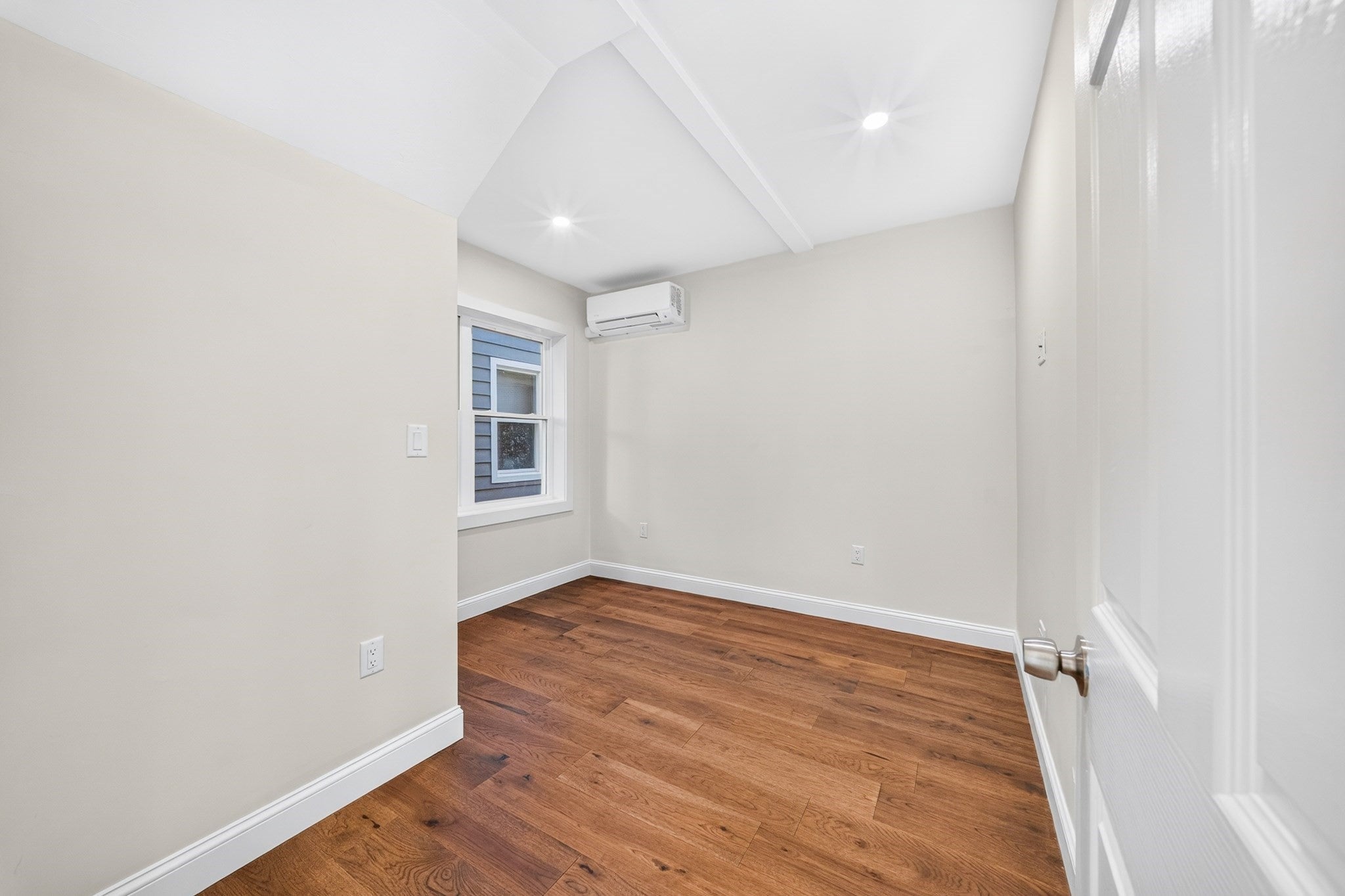 44 Bowdoin Street, Winthrop, MA Photo #12